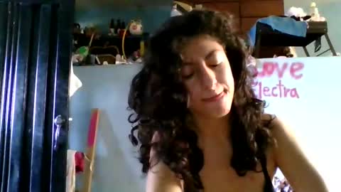 love_electra online show from 11/18/25, 01:15