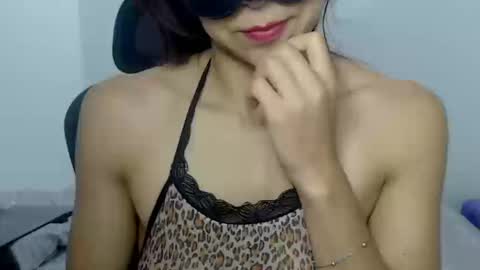 Snapshot of love_gatubela chatting on 03/13/26, 09:10 Nina online show from 03/13/26, 09:10