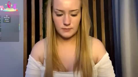 Megan online show from 11/03/25, 06:31