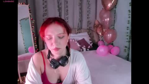 Lola online show from 02/17/25, 01:04