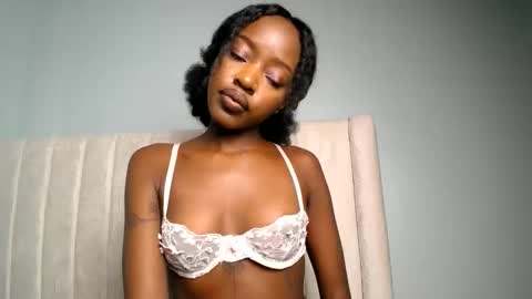 Miah online show from 09/30/25, 04:23