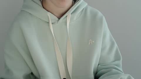 Snapshot of love_vivian chatting on 11/22/25, 07:18 Vivian online show from 11/22/25, 07:18