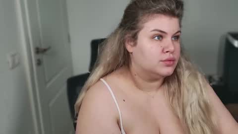 Ally online show from 11/05/25, 06:24