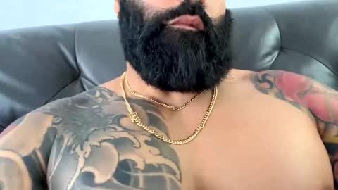 loveathickbitch online show from 10/31/25, 04:30