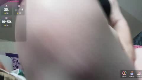 Snapshot of lovebear_one chatting on 01/18/26, 12:42 LoveBear online show from 01/18/26, 12:42