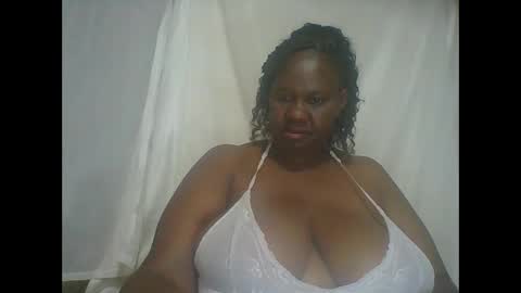 Lynn online show from 11/29/25, 10:46