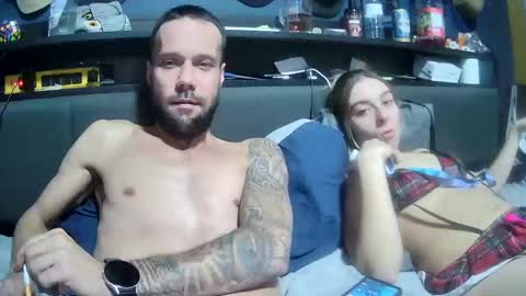 Snapshot of lovecoupleqc chatting on 11/09/25, 07:28 lovecoupleqc online show from 11/09/25, 07:28