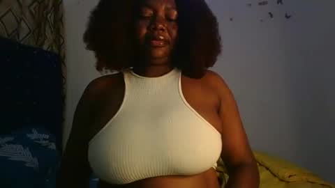 mila online show from 10/04/25, 06:44