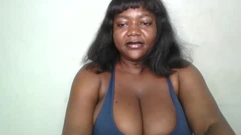 Snapshot of lovecumsluttie chatting on 02/06/26, 09:34 mila online show from 02/06/26, 09:34