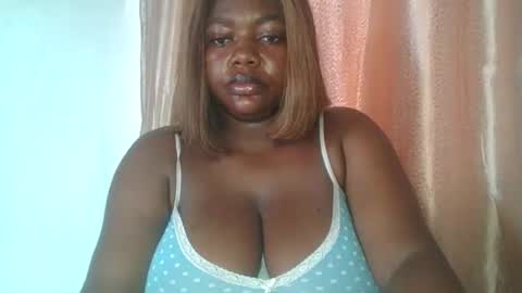 Snapshot of lovecumsluttie chatting on 02/21/26, 12:17 mila online show from 02/21/26, 12:17