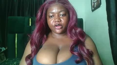 Snapshot of lovecumsluttie chatting on 02/25/26, 11:47 mila online show from 02/25/26, 11:47