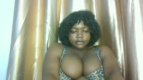 Snapshot of lovecumsluttie chatting on 03/11/26, 11:00 mila online show from 03/11/26, 11:00
