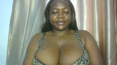 Snapshot of lovecumsluttie chatting on 03/21/26, 08:19 mila online show from 03/21/26, 08:19