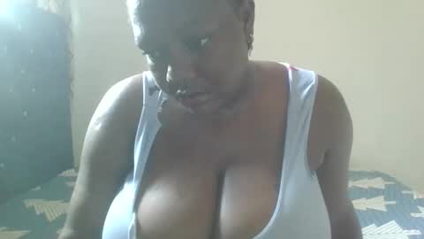 Snapshot of lovecumsluttie chatting on 03/27/26, 11:21 mila online show from 03/27/26, 11:21