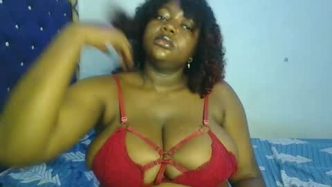 Snapshot of lovecumsluttie chatting on 03/28/26, 11:32 mila online show from 03/28/26, 11:32