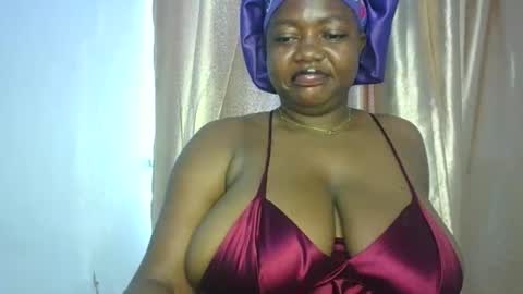 Snapshot of lovecumsluttie chatting on 04/08/26, 03:01 mila online show from 04/08/26, 03:01