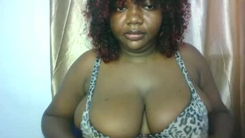 Snapshot of lovecumsluttie chatting on 04/12/26, 03:50 mila online show from 04/12/26, 03:50