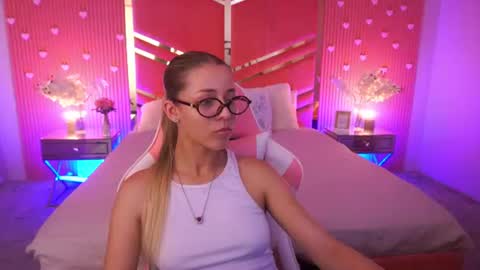 loveedove online show from 06/18/26, 12:31