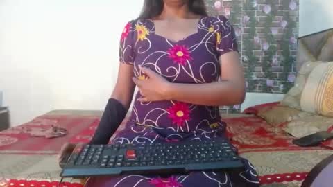 Divya online show from 12/25/24, 08:40
