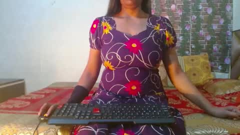 Divya online show from 12/26/24, 12:57