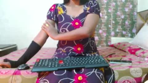 Divya online show from 01/03/25, 08:43