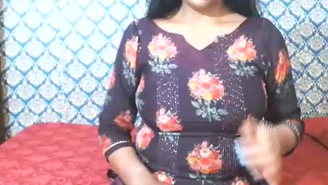 Divya online show from 03/18/26, 07:44