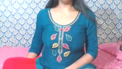 Divya online show from 05/16/26, 10:47
