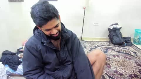 Snapshot of lovehairyindian chatting on 01/24/25, 05:31 Indian hairy online show from 01/24/25, 05:31