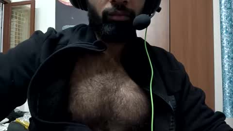 Snapshot of lovehairyindian chatting on 11/14/25, 10:51 Indian hairy online show from 11/14/25, 10:51