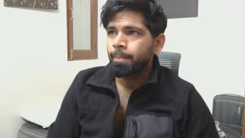 Snapshot of lovehairyindian chatting on 12/01/25, 04:50 Indian hairy online show from 12/01/25, 04:50