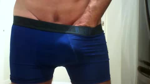Snapshot of lovehairyone chatting on 01/27/25, 09:44 lovehairyone online show from 01/27/25, 09:44