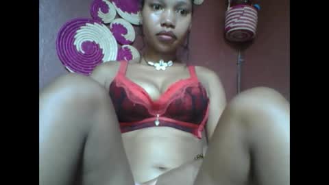 loveinlife750427 online show from 02/03/25, 04:04