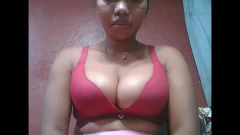 loveinlife750427 online show from 10/21/25, 02:12