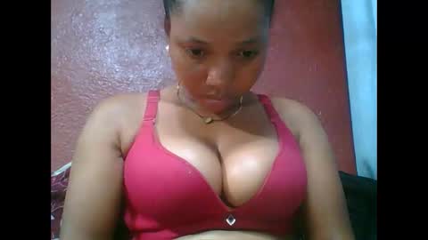 Snapshot of loveinlife750427 chatting on 01/08/26, 07:16 loveinlife750427 online show from 01/08/26, 07:16