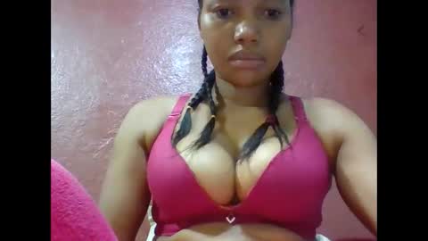 Snapshot of loveinlife750427 chatting on 03/01/26, 03:19 loveinlife750427 online show from 03/01/26, 03:19
