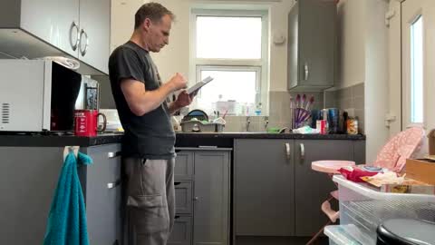 Snapshot of loveit23456 chatting on 11/04/25, 10:03 getnaked123 online show from 11/04/25, 10:03