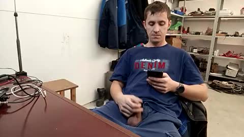 Snapshot of lovejimmi chatting on 11/18/25, 05:45 lovejimmi online show from 11/18/25, 05:45