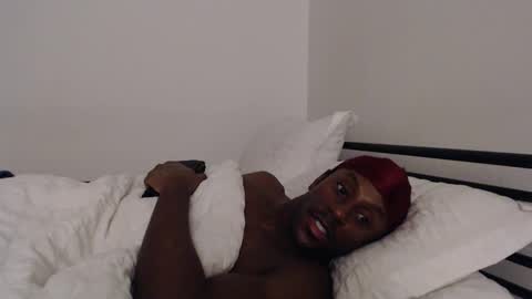 Snapshot of loveleexd21 chatting on 12/15/24, 12:06 loveleexd21 online show from 12/15/24, 12:06