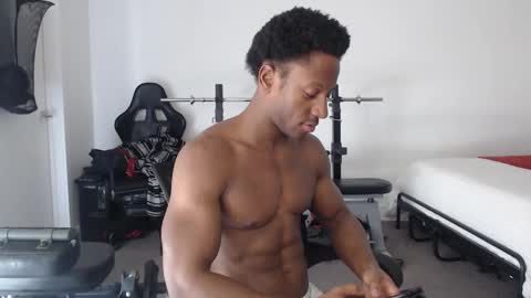 Snapshot of loveleexd21 chatting on 12/23/24, 06:05 loveleexd21 online show from 12/23/24, 06:05