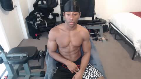 Snapshot of loveleexd21 chatting on 01/08/25, 04:33 loveleexd21 online show from 01/08/25, 04:33