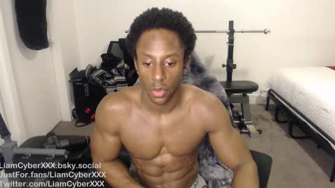 Snapshot of loveleexd21 chatting on 02/06/25, 01:54 loveleexd21 online show from 02/06/25, 01:54