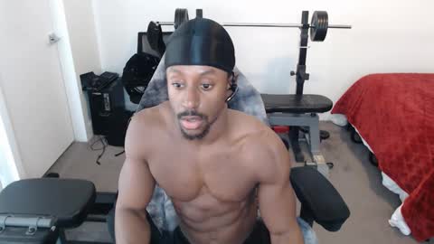 Snapshot of loveleexd21 chatting on 09/25/25, 10:35 loveleexd21 online show from 09/25/25, 10:35