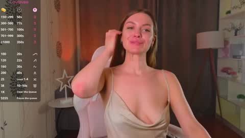 Laura online show from 04/17/26, 11:35