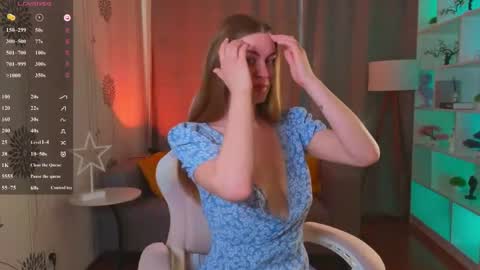 Laura online show from 05/18/26, 12:00