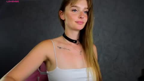 Molly online show from 07/10/26, 05:48