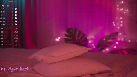 Snapshot of lovellynelly chatting on 01/14/25, 07:32 Nelly online show from 01/14/25, 07:32