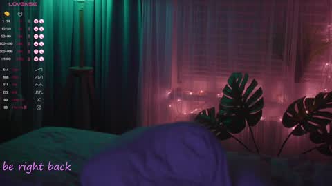 Snapshot of lovellynelly chatting on 01/28/25, 10:34 Nelly online show from 01/28/25, 10:34