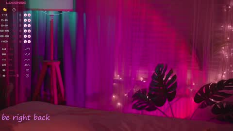 Snapshot of lovellynelly chatting on 01/31/25, 04:59 Nelly online show from 01/31/25, 04:59