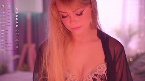 Snapshot of lovellynelly chatting on 02/08/25, 01:33 Nelly online show from 02/08/25, 01:33