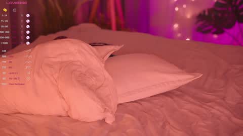 Snapshot of lovellynelly chatting on 02/08/25, 04:36 Nelly online show from 02/08/25, 04:36